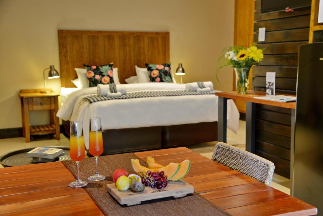 La Perle Hotel Балито Екстериор снимка