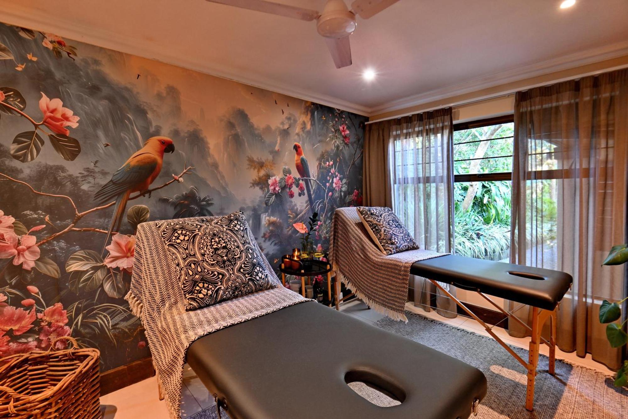 La Perle Hotel Балито Екстериор снимка