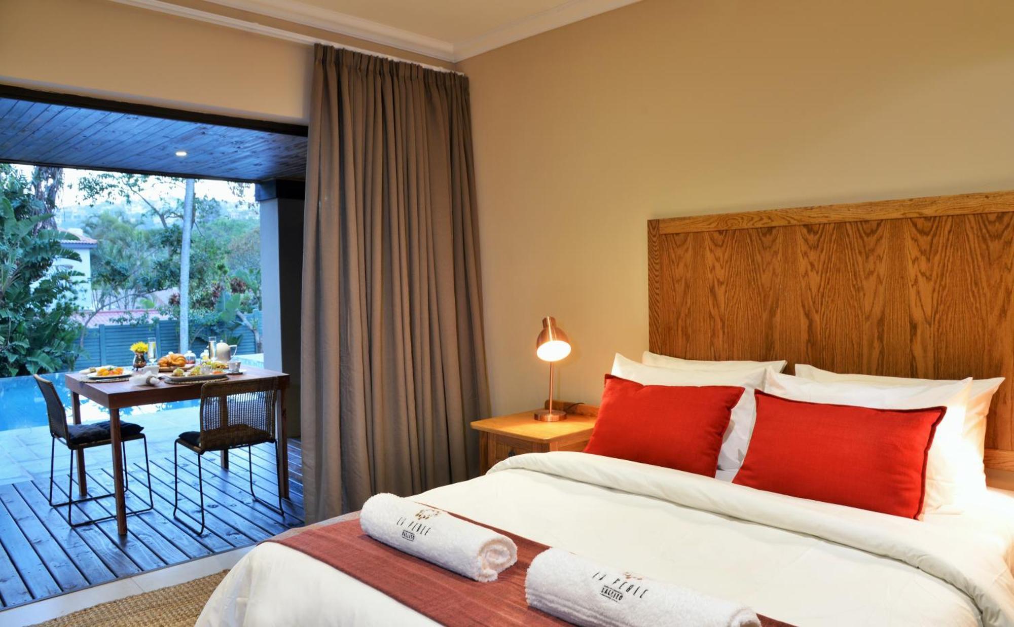 La Perle Hotel Балито Екстериор снимка