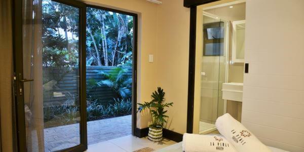 La Perle Hotel Балито Екстериор снимка